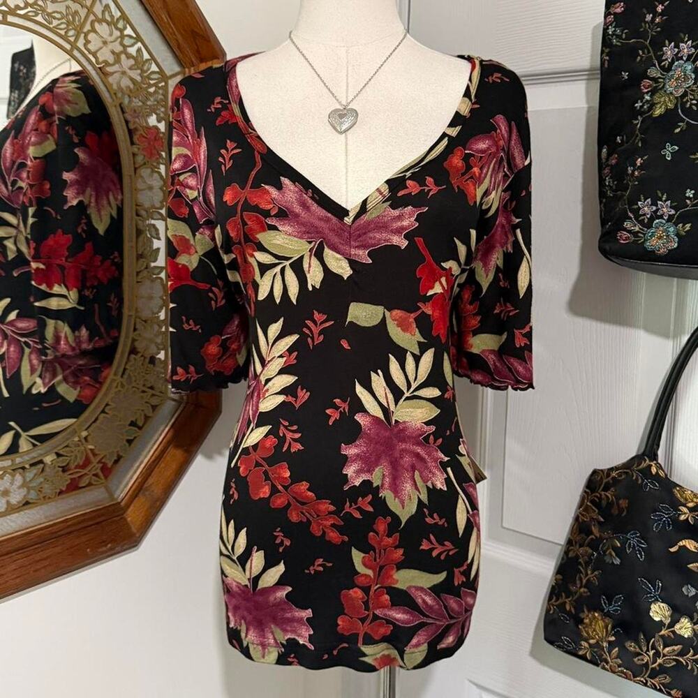 NWT VTG 90s Teddi Black, Red & Purple Floral Botanical Short Sleeve Knit Top XL